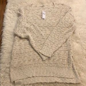 AMERICAN EAGLE V NECK SWEATER